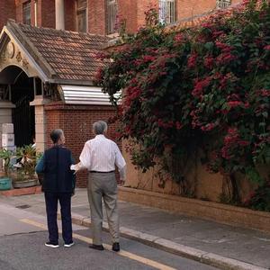 馬与人黃色毛片一部视频
